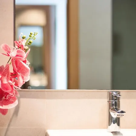 Martin's House * 波尔蒂芒